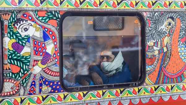 डिब्बे की लाइव लोकेशन पता कर सकेंगे