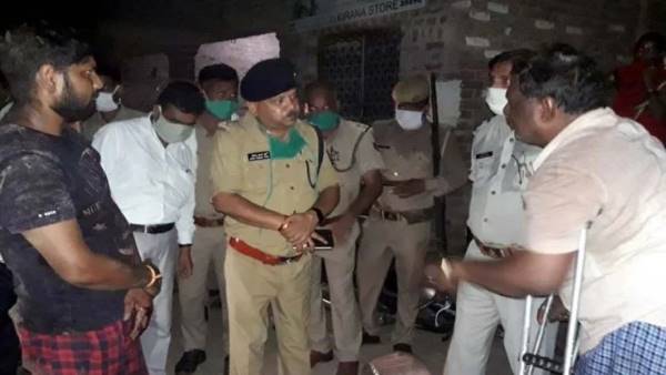 three people of one family shot dead in kasganj three people of one family shot dead in kasganj