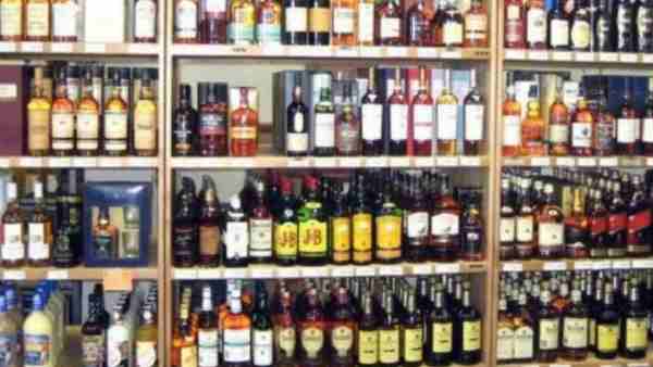 premiere and imported liquor selling in shopping malls in Uttar Pradesh premiere and imported liquor selling in shopping malls in Uttar Pradesh