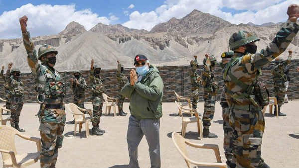 पीएम की लैंडिंग तक मिशन रखा गया सीक्रेट