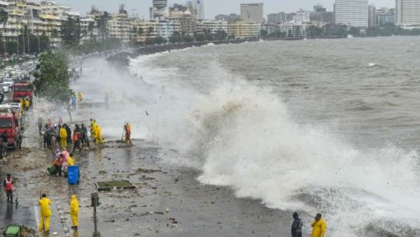 mumbai, imd, maharashtra, weather, weather news, weather update, high tide in mumbai, mumbai high tide, high tide, indian meteorological department, allert in mumbai, rainfall, मुंबई, महाराष्ट्र, हाई टाइड, मौसम, मौसम अपडेट, मुंबई में हाई टाइड, भारतीय मौसम विभाग, मौसम विभाग, बारिश, मुंबई में भारी बारिश mumbai, imd, maharashtra, weather, weather news, weather update, high tide in mumbai, mumbai high tide, high tide, indian meteorological department, allert in mumbai, rainfall, मुंबई, महाराष्ट्र, हाई टाइड, मौसम, मौसम अपडेट, मुंबई में हाई टाइड, भारतीय मौसम विभाग, मौसम विभाग, बारिश, मुंबई में भारी बारिश
