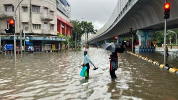 mumbai, maharashtra, heavy rainfall, water logging, mumai rain, rain, mubai ranfall videos, videos of rainfall, weather news, weather, मुंबई, महाराष्ट्र, बारिश, वीडियो, मुंबई में भारी बारिश, मुंबई बारिश वीडियो, मुंबई मौसम, मौसन mumbai, maharashtra, heavy rainfall, water logging, mumai rain, rain, mubai ranfall videos, videos of rainfall, weather news, weather, मुंबई, महाराष्ट्र, बारिश, वीडियो, मुंबई में भारी बारिश, मुंबई बारिश वीडियो, मुंबई मौसम, मौसन