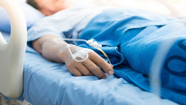 डिस्चार्ज के बाद मरीजों को किन समस्यों को सामना करना पड़ सकता है?