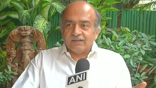 Prashant Bhushan filed a petition in SC seeking to postpone hearing on sentence Prashant Bhushan filed a petition in SC seeking to postpone hearing on sentence