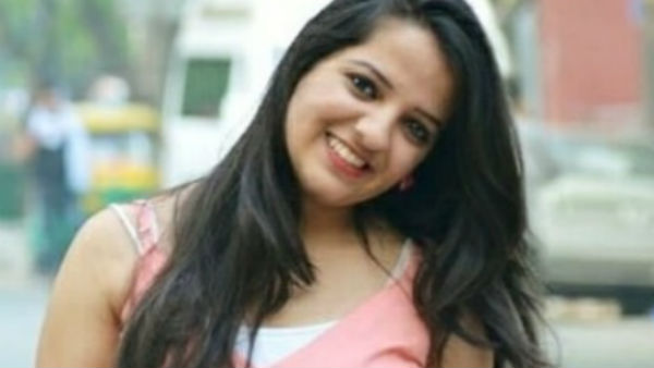 प्रिया अपनी नौकरी को लेकर थोड़ा परेशान चल रही थीं!
