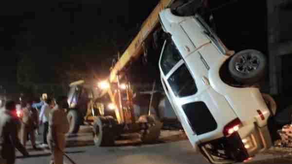 high speed Tata Safari crushed 6 people in raebareli death of four high speed Tata Safari crushed 6 people in raebareli death of four
