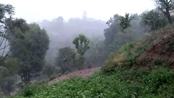 कश्मीर में बरस सकते हैं बादल