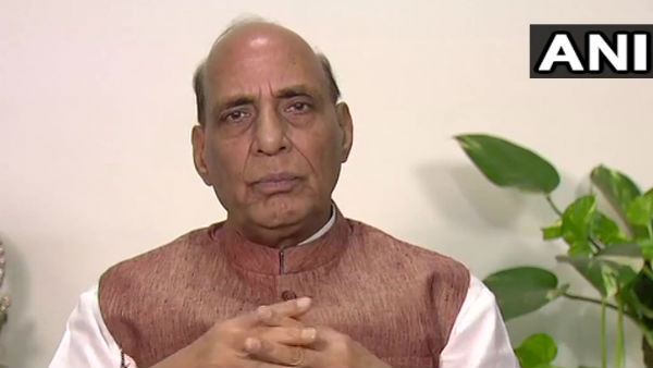भारत हमला करने वाले को छोड़ता नहीं है: राजनाथ सिंह भारत हमला करने वाले को छोड़ता नहीं है: राजनाथ सिंह