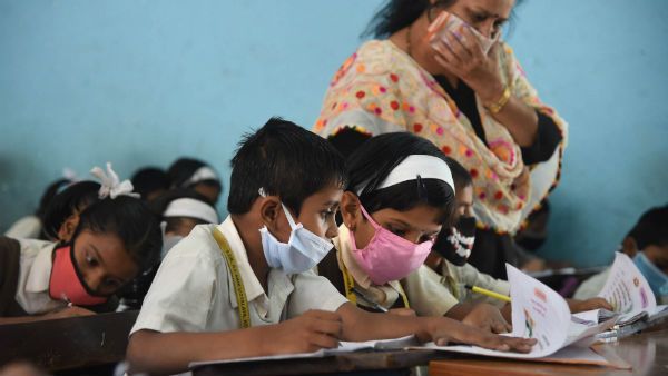 याचिकाकर्ता ने राइट टू एजुकेशन एक्क का हवाला दिया