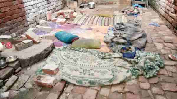 five peoples died in wall collapse in shahjahanpur five peoples died in wall collapse in shahjahanpur