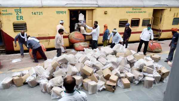 लॉकडाउन की वजह से ठप हो गई थी सप्लाई
