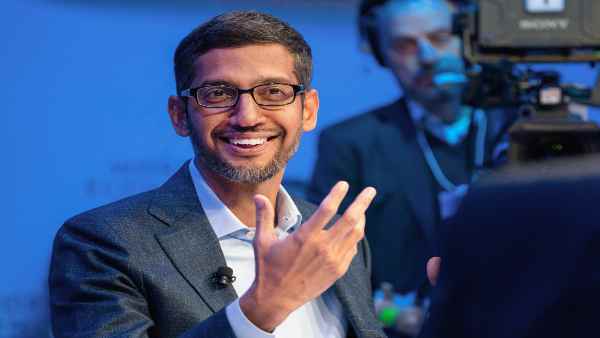 Google CEO Sundar Pichai Announces 10 Billion dollars Investment in India Google CEO Sundar Pichai Announces 10 Billion dollars Investment in India