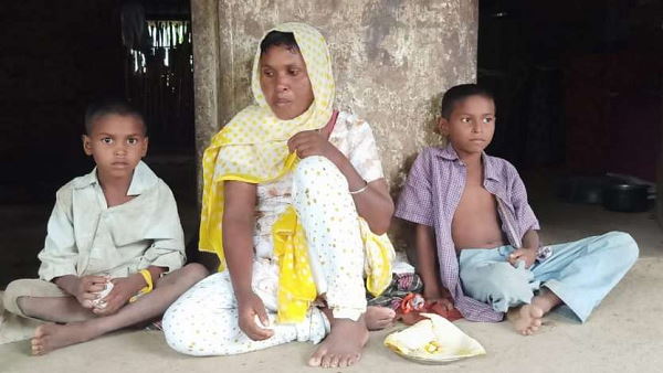 a Mentally deranged 36 years old woman Meets Family After Ten Months through social media a Mentally deranged 36 years old woman Meets Family After Ten Months through social media