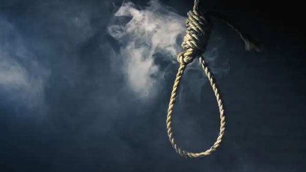 costume designer sheikh salim khan ends life by hanging in maharashtra costume designer sheikh salim khan ends life by hanging in maharashtra