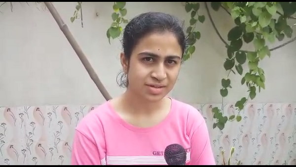 दोनों ही इंजीनियर बनना चाहती हैं