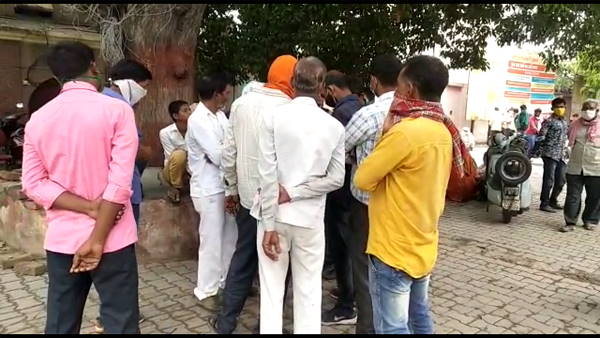 20 years old husband wife found dead in etah 20 years old husband wife found dead in etah