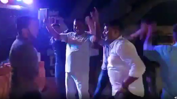 विकास की चिता को नहीं मिल सकी आग
