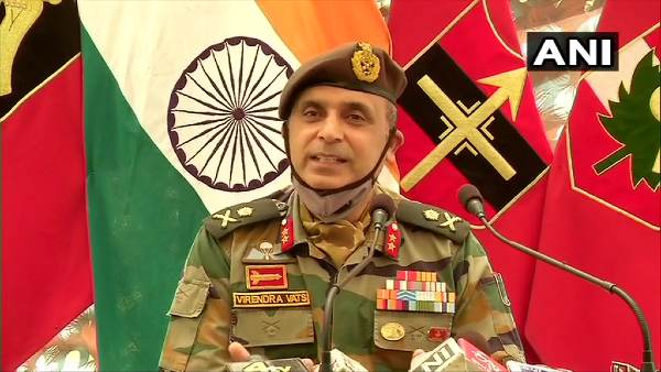 इनपुट इशारा कर रहे हैं कि पाक सीमा लॉन्चपैड आतंकियों से भरे हुए हैं