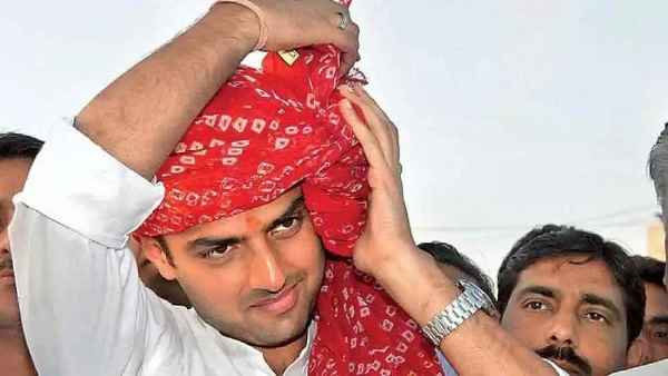 'राजनीति कोई सोने का कटोरा नहीं'
