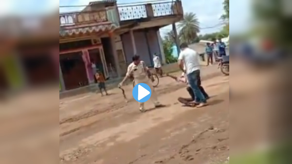 young Man beaten By PoliceMan in Alirajpur Madhya Pradesh young Man beaten By PoliceMan in Alirajpur Madhya Pradesh