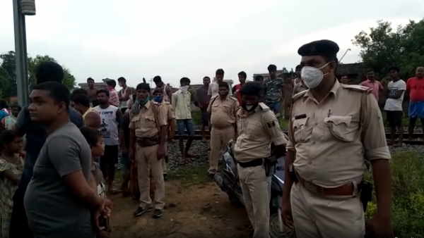 nawada goons did murder of son before loot and attack on his father nawada goons did murder of son before loot and attack on his father