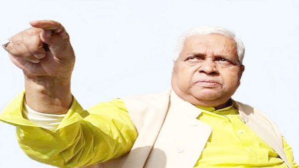 2000 की घटना अब क्यों याद करे रहे सदानंद?
