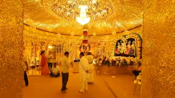 क्या है वीडियो में?