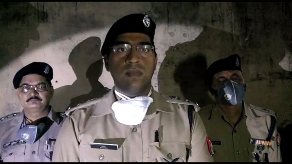 wife found dead with two children at bijnor, police caught husband wife found dead with two children at bijnor, police caught husband