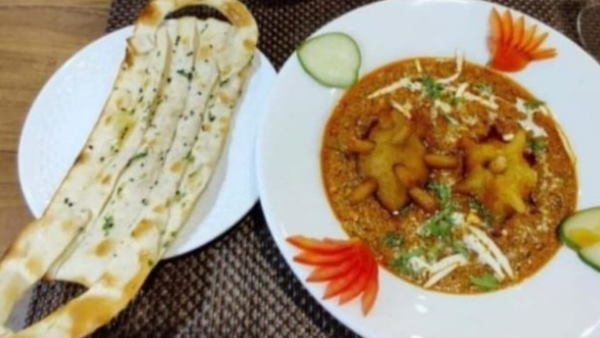 Covid curry and mask naan in Jodhpur restaurant Covid curry and mask naan in Jodhpur restaurant