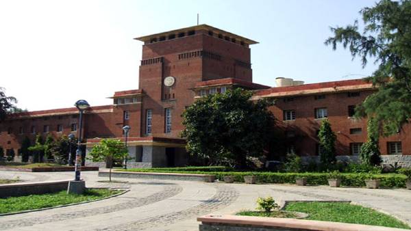 हाईकोर्ट ने सुनवाई के बाद दिल्ली विश्वविद्यालय के फैसले को बरकरार रखा