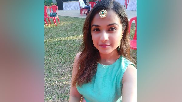 'मेरी बेटी को बदनाम करके अपना फायदा मत उठाइए'