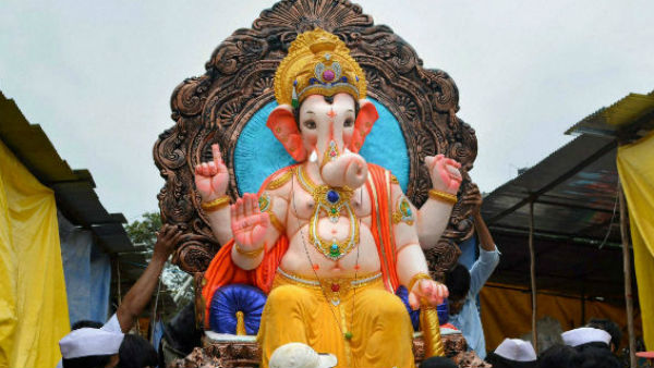 'खाली हाथ आये थे और खाली हाथ ही जाना पड़ेगा'