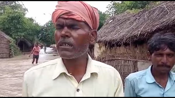 घाघरा की तेज जलधारा से बढ़ी मुसीबत