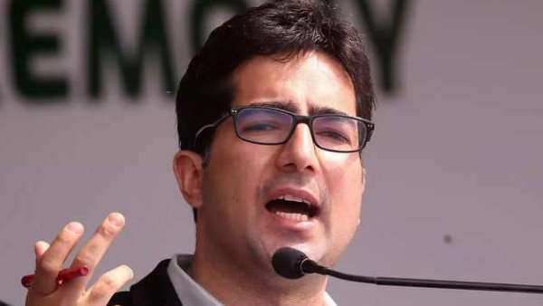 कश्मीरी चाहते हैं कि आप उनके लिए लड़ें, लेकिन वो पीछे नहीं खड़े होंगे