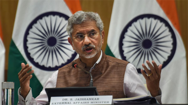 पाक पीएम इमरान के बयान पर जयशंकर का जवाब- वो अपना इतिहास आंक रहे होंगे, भारत का अपना चरित्र है पाक पीएम इमरान के बयान पर जयशंकर का जवाब- वो अपना इतिहास आंक रहे होंगे, भारत का अपना चरित्र है