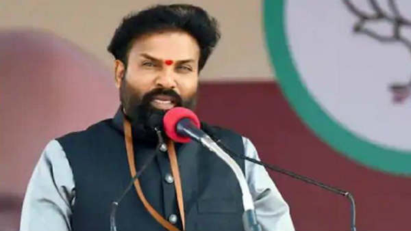 कर्नाटक के स्वास्थ्य मंत्री बी श्रीरामुलु कोरोना पॉजिटिव कर्नाटक के स्वास्थ्य मंत्री बी श्रीरामुलु कोरोना पॉजिटिव
