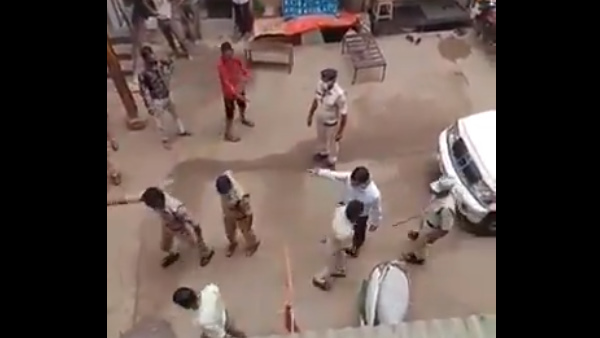 कोतवाली पहुंचे लोग