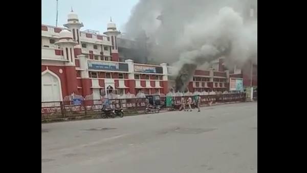 fire in lucknow charbagh railway station two atm booth fire in lucknow charbagh railway station two atm booth