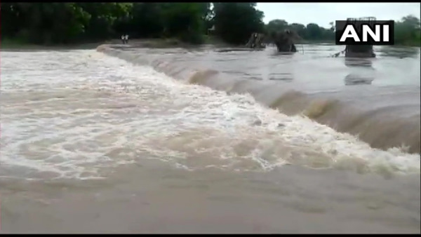 स्क्वाॅड्रन लीडर पात्रो