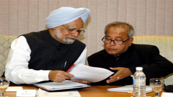 2004 में कांग्रेस की UPA सरकार भ्रष्टाचार के दलदल में फंसती चली गई