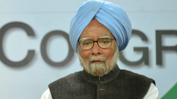 तीसरे पर मनमोहन सिंह और पांचवें पर अटल बिहारी