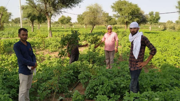 हमें गर्व है इस परिवार पर