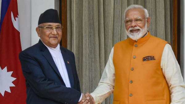 modi-oli.jpg modi-oli.jpg