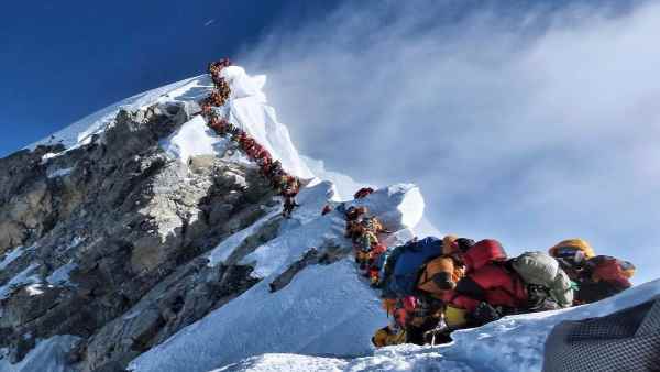 अभी 8,848 मीटर है माउंट एवरेस्ट की ऊंचाई