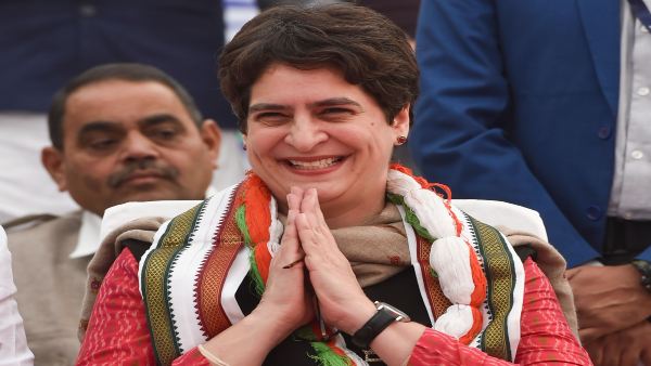 कांग्रेस महासचिव प्रियंका गांधी ने भी भूमि पूजन पर विचार व्यक्त किया