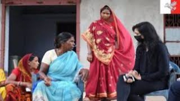 दरंभगा जिले की पुष्पम प्रिया के पिता विनोद चौधरी जेडीयू में बने हुए हैं