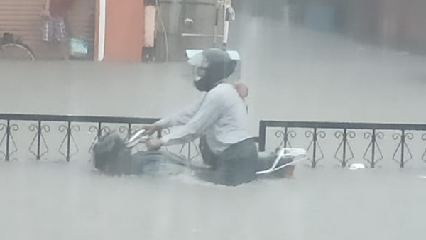 बारिश से बिगड़े हालात