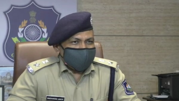 बेटी को पिता ने घर पर ही मार डाला
