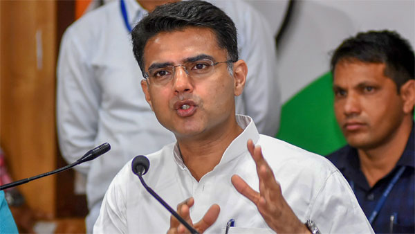 प्रदेश में शीर्ष नेताओं के बीच रस्साकसी मुख्य वजह हैं चाटूकार विधायक