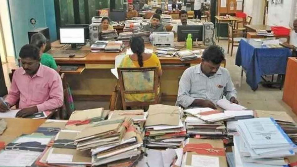 ऐसे कर्मचारियों की होगी जांच